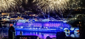 AIDAprima Taufe und Feuerwerk
